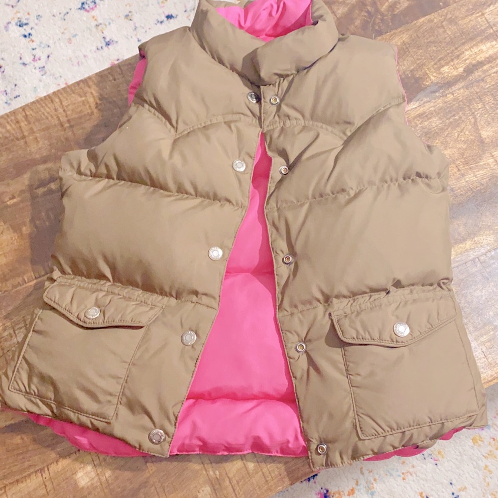 American Eagle double sided puffer vest